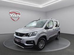 Grau Gebraucht 2021 Peugeot Rifter Allure Van / Kleinbus | 18.790 € (Fairer Preis)