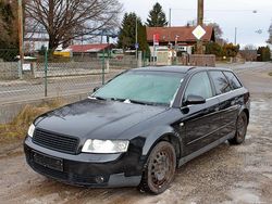 Schwarz Gebraucht 2001 Audi A4 Kombi | 1.650 € (Superpreis)
