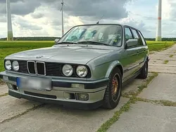 Silber Gebraucht 1988 BMW 335 Kombi | 24.990 €