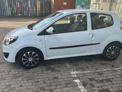 Weiß Gebraucht 2009 Renault Twingo Expression Kleinwagen | 2.450 €