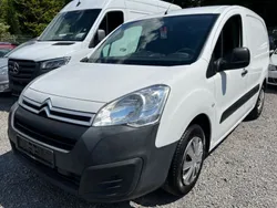 Weiß Gebraucht 2016 Citroën Berlingo Profi Van / Kleinbus | 4.290 € (Guter Preis)