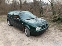 Grün Gebraucht 2000 VW Golf IV Limousine | 600 € (Superpreis)