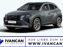 Cypress green Neu 2025 Hyundai Tucson Prime SUV | 43.690 € (Etwas zu teuer)