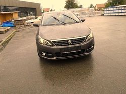 Grau Gebraucht 2017 Peugeot 308 Allure Limousine | 6.450 € (Fairer Preis)