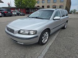 Silber Gebraucht 2001 Volvo V70 Kombi | 4.499 € (Teuer)