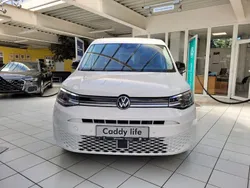 Weiß Gebraucht 2024 VW Caddy Style Van / Kleinbus | 37.790 € (Teuer)