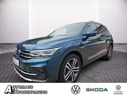 Nightshade blue metallic (metallic) Gebraucht 2021 VW Tiguan Elegance SUV | 34.889 € (Etwas zu teuer)