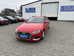 Tangorot metallic Gebraucht 2021 Audi A4 Sport Kombi | 19.995 € (Guter Preis)