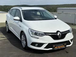 Weiß Gebraucht 2019 Renault Mégane GrandTour Business Kombi | 11.000 € (Fairer Preis)