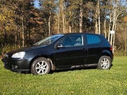 Schwarz Gebraucht 2007 VW Golf V Limousine | 1.299 € (Guter Preis)