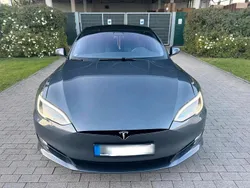 Grau Gebraucht 2020 Tesla Model S Limousine | 32.700 € (Guter Preis)