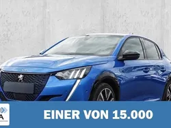 Blau Gebraucht 2021 Peugeot e-208 GT Kleinwagen | 18.860 € (Fairer Preis)