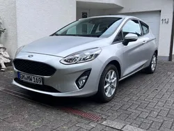 Silber Gebraucht 2018 Ford Fiesta Cool & Connect Kleinwagen | 9.500 € (Fairer Preis)