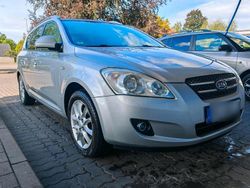 Gebraucht 2009 Kia Ceed Kombi | 2.700 €
