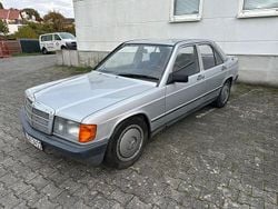 Silber Gebraucht 1987 Mercedes 190 Limousine | 1.950 €