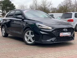Schwarz Gebraucht 2021 Hyundai i30 Prime Limousine | 19.400 € (Fairer Preis)