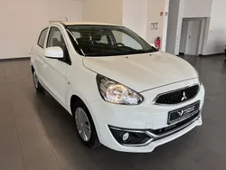 Weiß Gebraucht 2020 Mitsubishi Space Star Diamant Edition Kleinwagen | 7.990 € (Guter Preis)