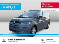 Grau Gebraucht 2023 VW Multivan Basis Van / Kleinbus | 47.900 € (Fairer Preis)