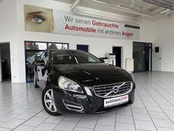Schwarz Gebraucht 2011 Volvo V60 Momentum Kombi | 6.400 € (Guter Preis)
