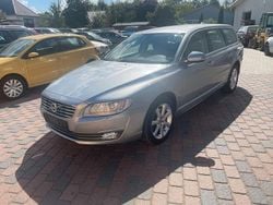 Silber Gebraucht 2015 Volvo V70 Momentum Kombi | 14.980 € (Teuer)