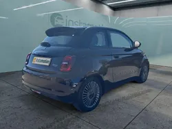 Schwarz Gebraucht 2022 Fiat 500e Kleinwagen | 15.999 € (Superpreis)