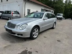 Silber Gebraucht 2004 Mercedes E220 Kombi | 2.490 € (Fairer Preis)