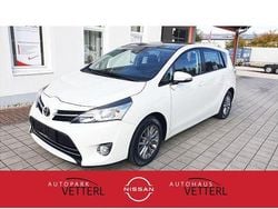 Weiß Gebraucht 2016 Toyota Verso Edition-S Van / Kleinbus | 13.750 € (Fairer Preis)