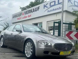 Grau Gebraucht 2004 Maserati Quattroporte Limousine | 13.700 € (Fairer Preis)
