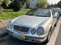 Grau Gebraucht 1999 Mercedes CLK230 Cabrio | 1.950 € (Superpreis)