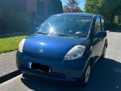 Blau Gebraucht 2005 Daihatsu Sirion Kleinwagen | 1.050 € (Fairer Preis)