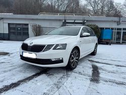 Weiß Gebraucht 2019 Skoda Octavia Soleil Kombi | 11.800 € (Fairer Preis)