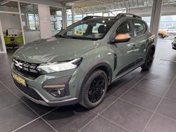 Grau Gebraucht 2025 Dacia Sandero Extreme Limousine | 18.450 € (Fairer Preis)