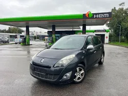 Gebraucht 2010 Renault Scénic III Expression Van / Kleinbus | 3.499 € (Fairer Preis)