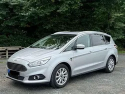 Silber Gebraucht 2017 Ford S-MAX Titanium Van / Kleinbus | 16.499 € (Fairer Preis)