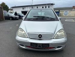 Grau Gebraucht 2002 Mercedes A190 Kleinwagen | 1.000 € (Fairer Preis)
