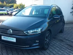 Grau Gebraucht 2015 VW Golf Sportsvan LOUNGE Van / Kleinbus | 9.700 € (Fairer Preis)
