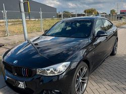 Schwarz Gebraucht 2015 BMW 320 M Sport Limousine | 15.200 € (Fairer Preis)