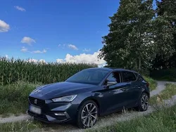 Grau Gebraucht 2021 Seat Leon FR Limousine | 17.600 € (Fairer Preis)