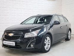 Schwarz Gebraucht 2012 Chevrolet Cruze LTZ Kombi | 3.890 € (Teuer)