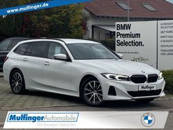 Alpinweiss Gebraucht 2022 BMW 320 Sport Line Kombi | 31.900 € (Fairer Preis)