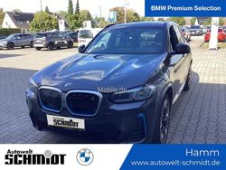 Grau Gebraucht 2022 BMW iX3 Impressive SUV | 39.770 € (Etwas zu teuer)
