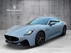 Grau Gebraucht 2024 Maserati Granturismo Coupé | 139.888 €