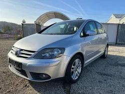 Silber Gebraucht 2006 VW Golf Plus Cross Comfortline Van / Kleinbus | 5.990 € (Etwas zu teuer)