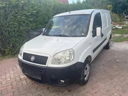 Weiß Gebraucht 2010 Fiat Doblò Van / Kleinbus | 4.600 € (Teuer)