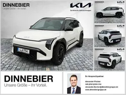 Weiß (metallic) Gebraucht 2025 Kia EV3 4 SUV | 43.089 € (Fairer Preis)