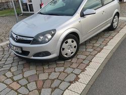 Silber Gebraucht 2007 Opel Astra GTC Coupé | 1.499 € (Superpreis)