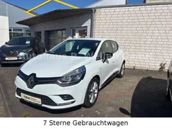 Weiß Gebraucht 2017 Renault Clio IV LIMITED Kleinwagen | 7.700 € (Etwas zu teuer)