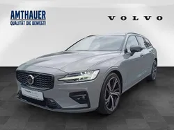 Grau Gebraucht 2024 Volvo V60 Plus Kombi | 38.830 € (Fairer Preis)