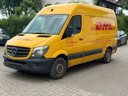 Gelb Gebraucht 2016 Mercedes Sprinter Van | 3.900 €