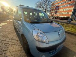 Blau Gebraucht 2010 Renault Kangoo Van / Kleinbus | 3.350 €